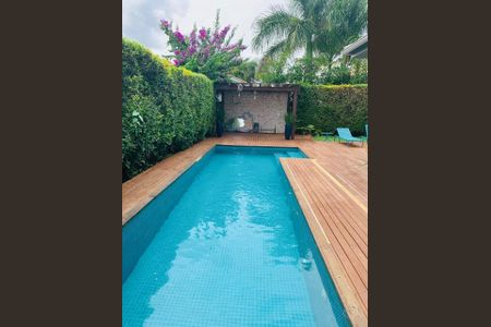 19_photo/9527445e2f.685e6d529ceef79c-ATLAS-d1adf8b7-1226-4e01-93e9-eec88d0a0c8f.jpg de casa à venda com 5 quartos, 370m² em Jurerê Internacional, Florianópolis