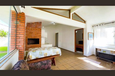 20_photo/9527445eab.007d8801227075bf-ATLAS-9fb9e343-ddd1-4778-b19e-c9cd18dc14ce.jpg de casa à venda com 5 quartos, 300m² em Jurerê Internacional, Florianópolis