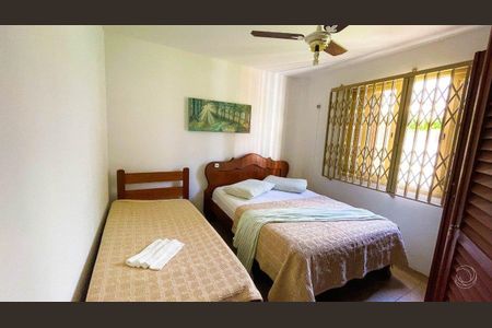 13_photo/9527445eab.007d8801227075bf-ATLAS-ce2db8ba-e533-4aab-adbf-4770f3357e7a.jpg de casa à venda com 5 quartos, 300m² em Jurerê Internacional, Florianópolis