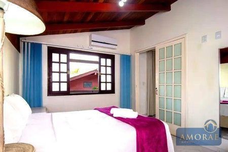 12_photo/9527445eab.ba97ac63d5ac1cb4-ATLAS-6074b49e-b5bc-46e2-bc74-df4438f4befd.jpg de casa à venda com 7 quartos, 450m² em Jurerê, Florianópolis