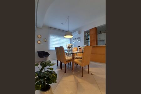 11_photo/9527445ef7.2d3ac289e0c8b5b7-ATLAS-35b1ec9b-d114-455e-aad9-8e716b33dfae.jpg de apartamento à venda com 2 quartos, 91m² em Jurerê, Florianópolis