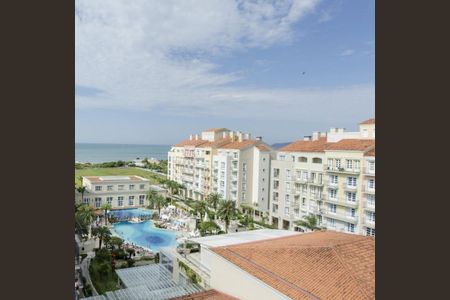 13_photo/9527445f03.b09ab1296016e75c-ATLAS-c6cd062a-8169-4dc5-9ca9-cb7a3a898e41.jpg de apartamento à venda com 1 quarto, 60m² em Jurerê Internacional, Florianópolis