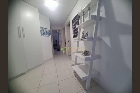 7_photo/9527445f1d.8fb203daea398bf8-ATLAS-58dc7c49-8d27-4d62-9b3f-7ddf367fb773.jpg de casa para alugar com 4 quartos, 350m² em Jurerê, Florianópolis