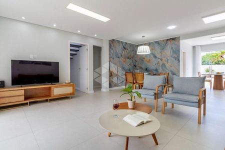 3_photo/9527445f21.61df383ebc62b81a-ATLAS-0477d8a5-9f5c-4d42-bdec-6e8ea8b744a3.jpg de casa para alugar com 5 quartos, 200m² em Jurerê Internacional, Florianópolis