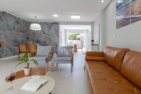 5_photo/9527445f21.61df383ebc62b81a-ATLAS-d1c2bb7c-d8d0-457c-a806-29d4a7ce9356.jpg de casa para alugar com 5 quartos, 300m² em Jurerê Internacional, Florianópolis