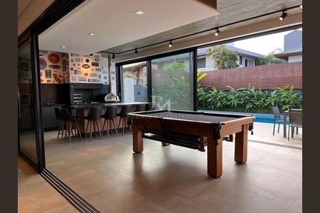 33_photo/9527445f4d.4c81b0e43f9549c0-ATLAS-7f59cdfe-c799-43a9-992f-babd9bf66620.jpg de casa à venda com 4 quartos, 350m² em Jurerê Internacional, Florianópolis