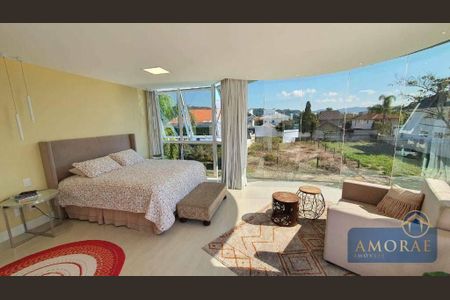 24_photo/9527445f4f.765b2fb15bab3528-ATLAS-d0e25da4-1bf2-420a-b8fd-6c149cf43e6c.jpg de casa à venda com 6 quartos, 483m² em Jurerê Internacional, Florianópolis