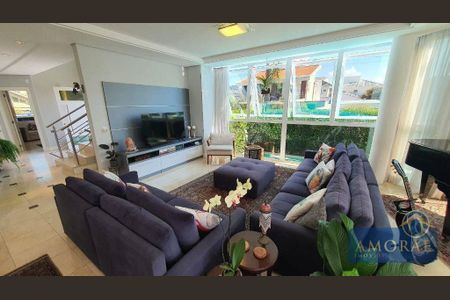 7_photo/9527445f4f.765b2fb15bab3528-ATLAS-e249afcf-87d7-4531-b30b-ba75fcc6ce46.jpg de casa à venda com 6 quartos, 483m² em Jurerê Internacional, Florianópolis
