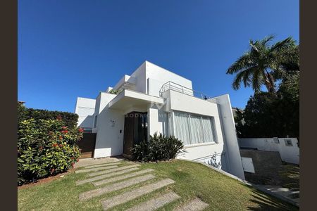 11_photo/9527445f6f.3714cccd63f8fe2d-ATLAS-893a576d-67f8-42d6-bb6b-b8fca42c7122.jpg de casa à venda com 6 quartos, 479m² em Jurerê Internacional, Florianópolis