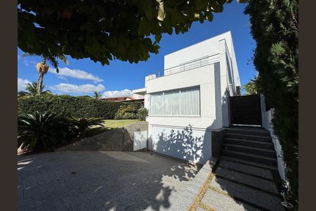 3_photo/9527445f6f.3714cccd63f8fe2d-ATLAS-a151e281-c8ae-446d-994b-e15deffe898b.jpg de casa à venda com 6 quartos, 479m² em Jurerê Internacional, Florianópolis