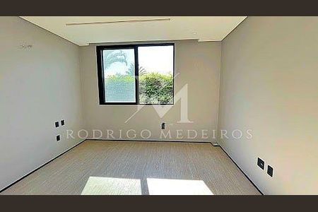 13_photo/9527445fc9.0f81dd1a9a4f6ffb-ATLAS-95fd61a9-7deb-4f74-9102-8a23b07aa7ea.jpg de casa à venda com 5 quartos, 727m² em Jurerê Internacional, Florianópolis