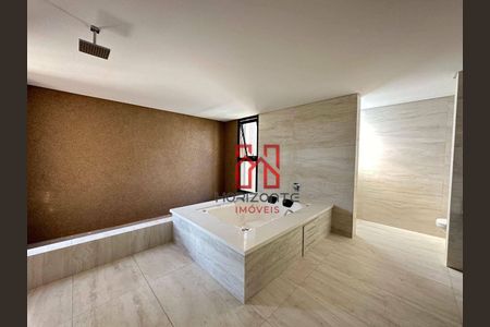 10_photo/9527445fc9.2f15d505e37c7ac5-ATLAS-4142cf19-eefc-45dc-8d3e-a6d734a81b8c.jpg de casa à venda com 7 quartos, 750m² em Jurerê Internacional, Florianópolis