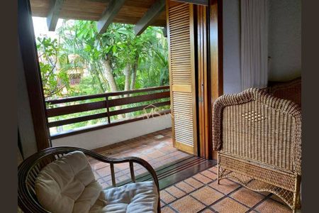 14_photo/9527445fe5.c27bb358fc36071b-ATLAS-58f2becc-180d-48a9-bbfc-18c8d5f864fe.jpg de casa à venda com 5 quartos, 750m² em Jurerê Internacional, Florianópolis