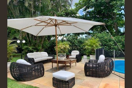 42_photo/9527445fe5.c27bb358fc36071b-ATLAS-e4d8e7e6-0561-43c9-9a7e-bbbd8be4b57b.jpg de casa à venda com 5 quartos, 750m² em Jurerê Internacional, Florianópolis