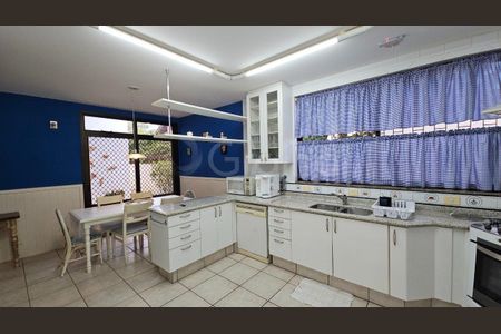 10_photo/9527445fef.92bd7eb76981e119-ATLAS-bc8ce019-06b3-4764-8575-13e4e13c0155.jpg de casa à venda com 5 quartos, 559m² em Jurerê Internacional, Florianópolis