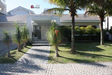 2_photo/9527445ff1.ceff8192393c33de-ATLAS-c9a4ecb5-b827-44be-9b92-3bfe751187ae.jpg de casa à venda com 4 quartos, 600m² em Jurerê Internacional, Florianópolis