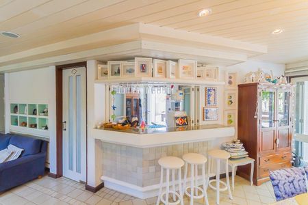 18_photo/9527446013.1ec89c7cbdfc8b9a-ATLAS-ce7c6e8b-4665-4e10-96f0-d374800fe362.jpg de casa à venda com 5 quartos, 550m² em Jurerê Internacional, Florianópolis