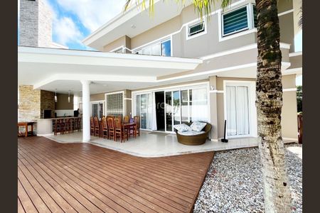 2_photo/9527446053.d70e7eae2b930113-ATLAS-03e47dba-0767-4aae-88ce-af06ddba01aa.jpg de casa à venda com 5 quartos, 551m² em Jurerê Internacional, Florianópolis