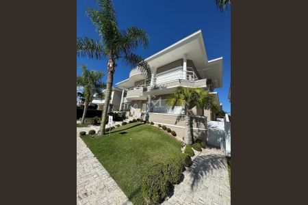 3_photo/952744605d.4f48e483d4bcdc3b-ATLAS-15dbd0e4-ce03-4e07-81eb-91206b44e6eb.jpg de casa à venda com 5 quartos, 400m² em Jurerê Internacional, Florianópolis