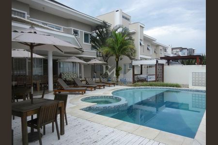 9_photo/952744605d.4f48e483d4bcdc3b-ATLAS-47b2ced5-c6af-4eda-a6b8-c871d131a39e.jpg de casa à venda com 5 quartos, 400m² em Jurerê Internacional, Florianópolis