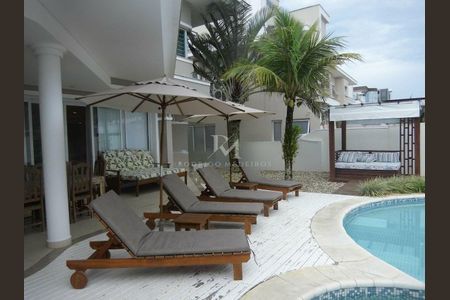 21_photo/952744605d.4f48e483d4bcdc3b-ATLAS-6b0bc2e4-4044-463b-bed2-734c8195d71a.jpg de casa à venda com 5 quartos, 400m² em Jurerê Internacional, Florianópolis