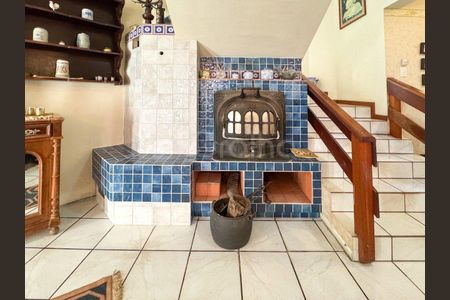 18_photo/9527446071.e17343cf5b702f60-ATLAS-eb17801a-e983-4e2a-a86d-d69f0bc08be9.jpg de casa à venda com 8 quartos, 450m² em Jurerê Internacional, Florianópolis