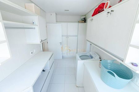 12_photo/95274460fb.6fa24c30896ad7dc-ATLAS-3ef88f46-7f93-4fc8-8388-88a8e1d5e84f.jpg de casa à venda com 6 quartos, 666m² em Jurerê Internacional, Florianópolis