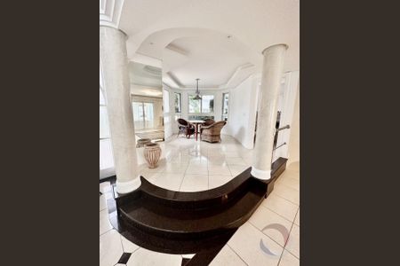 7_photo/95274460fd.f469cfda097b0aa9-ATLAS-d0ebbaf7-1671-4c56-b80c-c8be14f9adb6.jpg de casa à venda com 5 quartos, 627m² em Jurerê Internacional, Florianópolis