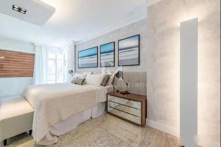 2_photo/952744610f.131c711fc740dfc3-ATLAS-057d8d5e-31c8-46f7-b96e-d7b09f1c800d.jpg de casa à venda com 4 quartos, 635m² em Jurerê Internacional, Florianópolis