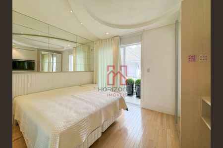 8_photo/952744611b.72f38772c60cc7a0-ATLAS-1e59a1d1-17a9-40e9-a7ed-e2ca6b2625bc.jpg de casa à venda com 6 quartos, 1085m² em Jurerê Internacional, Florianópolis