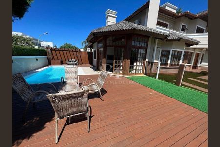 10_photo/952744612b.715174061ea0ebb0-ATLAS-4f793fd7-d0a6-4a26-83ef-8bbc7da251bb.jpg de casa à venda com 5 quartos, 450m² em Jurerê, Florianópolis