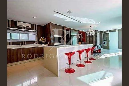 9_photo/952744612f.45e7dcc95d8e6c14-ATLAS-8828db3e-9481-4128-88d4-262f981c10d5.jpg de casa à venda com 6 quartos, 614m² em Jurerê Internacional, Florianópolis