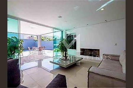 6_photo/952744612f.45e7dcc95d8e6c14-ATLAS-92f5b4bd-d8f4-476b-b1c9-3880c5089d92.jpg de casa à venda com 6 quartos, 614m² em Jurerê Internacional, Florianópolis