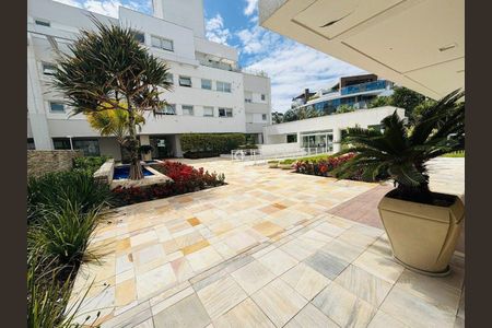 33_photo/9527446151.d70948cd37f6cfc6-ATLAS-88606b8f-5d56-4da2-bd95-348ac5e21b3b.jpg de apartamento à venda com 3 quartos, 195m² em Jurerê Internacional, Florianópolis
