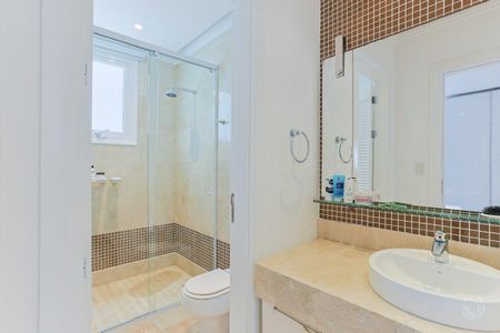 12_photo/952744616d.a5aae0993012fdde-ATLAS-4263ed71-fb61-42b9-a37b-9bb172a1aec4.jpg de casa à venda com 7 quartos, 1086m² em Jurerê Internacional, Florianópolis