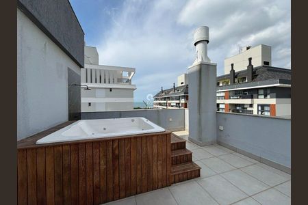 5_photo/9527446407.b88c9f23dde11cca-ATLAS-2bdfbf55-d762-4b99-a3c2-87de8d2d9a3f.jpg de apartamento à venda com 2 quartos, 95m² em Jurerê, Florianópolis