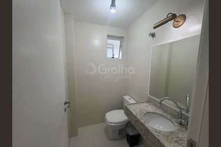 8_photo/9527446517.bb7a75c33e9239bc-ATLAS-f1697c29-e8ff-4e7e-be7d-4e8a337799ae.jpg de apartamento para alugar com 2 quartos, 99m² em Jurerê, Florianópolis