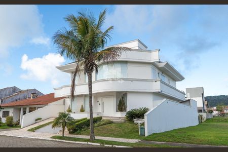3_photo/95274465c5.dc36aeed31212030-ATLAS-858ac76b-ccfb-4bcf-85fb-64a306a46c3c.jpg de casa à venda com 4 quartos, 834m² em Jurerê, Florianópolis