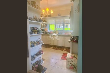 22_photo/9527446613.7d3c41bc496dffaa-ATLAS-b6cb26e4-60db-41a7-a499-2fc328bb1ff8.jpg de casa à venda com 3 quartos, 269m² em Jurerê, Florianópolis