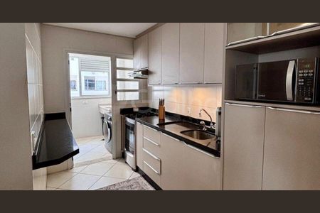 4_photo/9527446619.d342495ac02dc9c9-ATLAS-e8e9e8e2-3367-4ba0-a3be-6fca4e00b2a0.jpg de apartamento à venda com 3 quartos, 102m² em Jurerê Internacional, Florianópolis