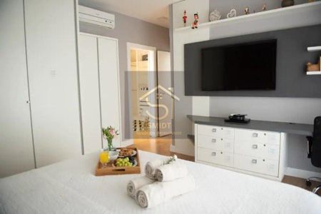 18_photo/9527446627.9fde2b1beaf38236-ATLAS-43d0929c-862e-4ebb-8054-6edfe92c0945.jpg de casa para alugar com 5 quartos, 430m² em Jurerê Internacional, Florianópolis