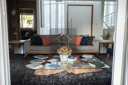 2_photo/9527446627.9fde2b1beaf38236-ATLAS-94c70f45-a76f-431c-9d7e-8bb1decbf84b.jpg de casa para alugar com 5 quartos, 430m² em Jurerê Internacional, Florianópolis