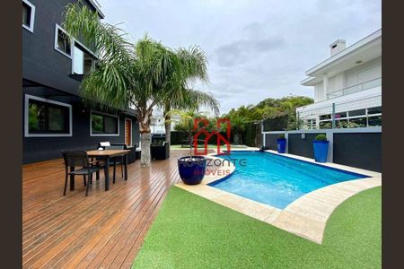 3_photo/952744662d.e738d36af66b1888-ATLAS-0a3d80e8-8f1e-48ee-a57e-80e9f4d92ec3.jpg de casa à venda com 5 quartos, 800m² em Jurerê Internacional, Florianópolis