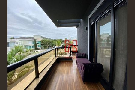 4_photo/952744662d.e738d36af66b1888-ATLAS-0a825e54-a9e8-4e9f-a3a6-a7eb8bc5147e.jpg de casa à venda com 5 quartos, 800m² em Jurerê Internacional, Florianópolis