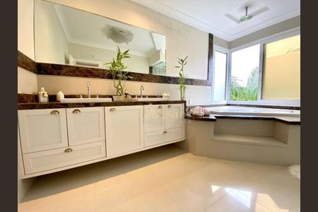 31_photo/952744662d.e738d36af66b1888-ATLAS-d8d16cbe-61d6-49dd-9a56-ed695b2828ea.jpg de casa à venda com 5 quartos, 800m² em Jurerê Internacional, Florianópolis