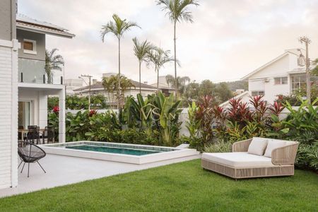 12_photo/952744665f.2866b196c2edf31d-ATLAS-d12fbe0f-9555-4e8d-8d95-58f45aad99ab.jpg de casa à venda com 5 quartos, 347m² em Jurerê, Florianópolis