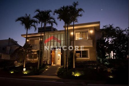 8_photo/952744668d.ea44b0009f7abdef-ATLAS-4fca05a6-92f1-49c4-8501-4b048e597db6.jpg de casa à venda com 5 quartos, 436m² em Jurerê, Florianópolis