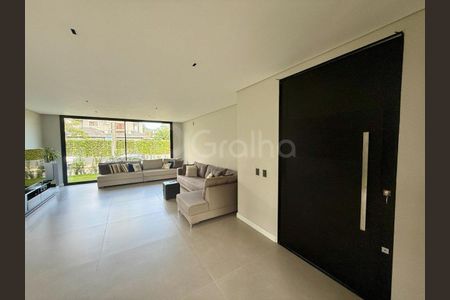 8_photo/952744669d.df8ad18b6ea2b8cf-ATLAS-1cc5687c-72a3-4a74-b463-e03f9181e2cb.jpg de casa à venda com 4 quartos, 300m² em Jurerê Internacional, Florianópolis