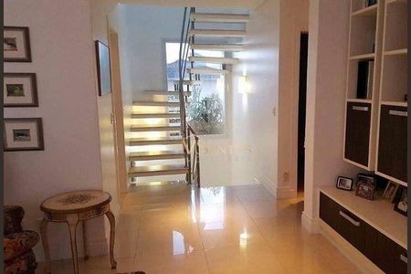 4_photo/95274466c5.4e1a6e6486a440d9-ATLAS-04a691fe-4eb5-4fa9-889e-6bd9e14aa8e8.jpg de casa à venda com 5 quartos, 600m² em Jurerê, Florianópolis