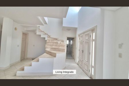 5_photo/95274466db.93b8fa184532727f-ATLAS-eafcae78-e3db-4a51-ae4c-c421d06ad623.jpg de casa à venda com 4 quartos, 700m² em Jurerê, Florianópolis